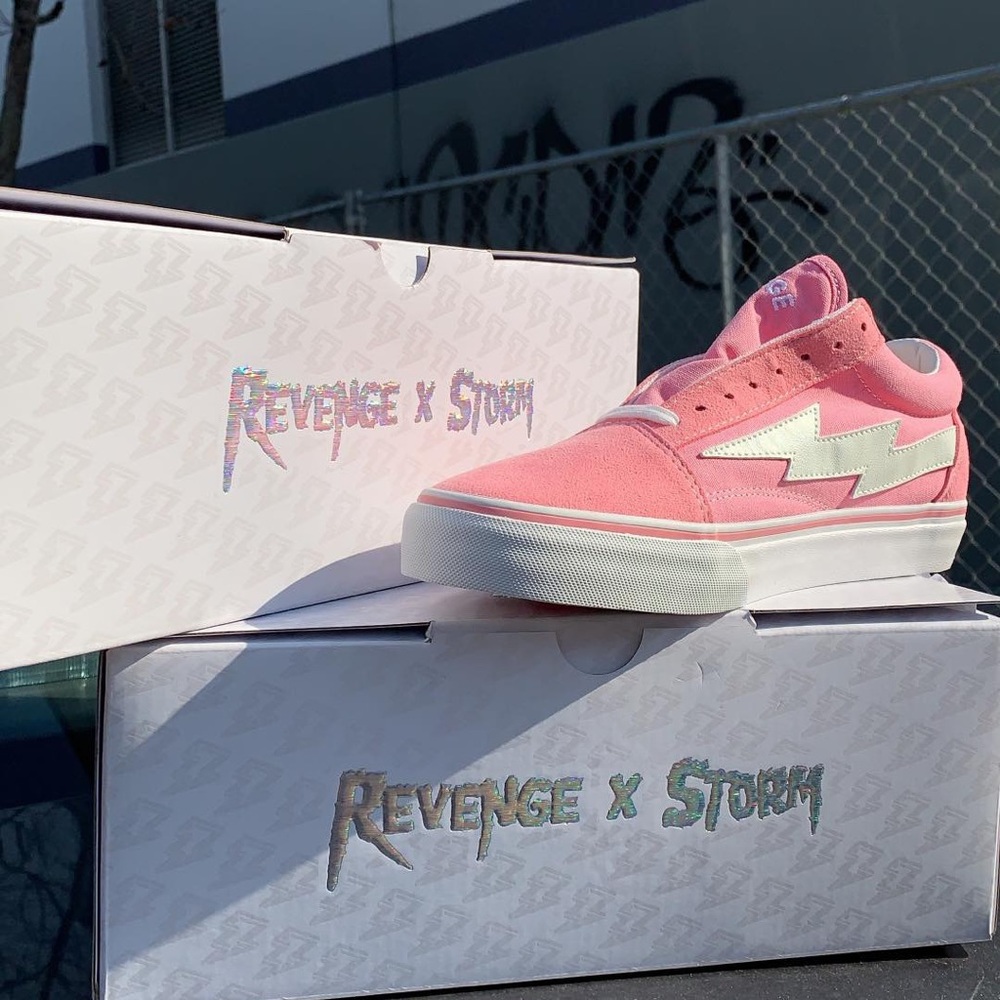 Revenge storm x vans